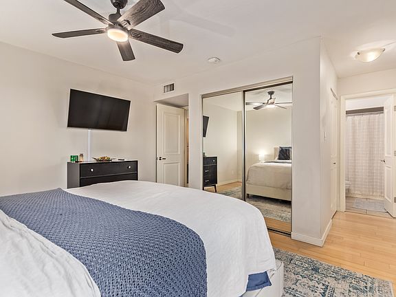 2nd image of 1225 E Medlock Dr Unit 102