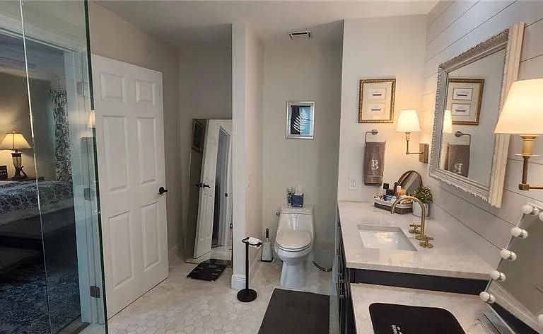 425 Fox Den Cir — Photo 14