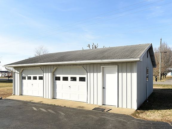 2nd image of 2607 Laffoon Trl