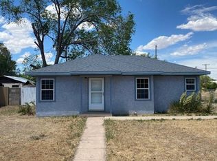 1704 W 17th Ln, Portales, NM 88130