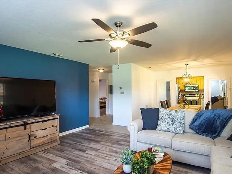 6150 Gulfport Blvd S #101 — Photo 8