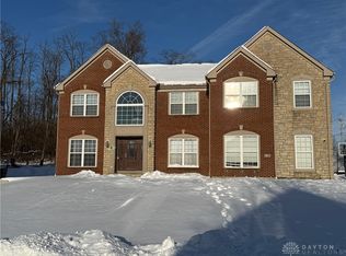 4193 Old Osprey Cir, Miamisburg, OH 45342