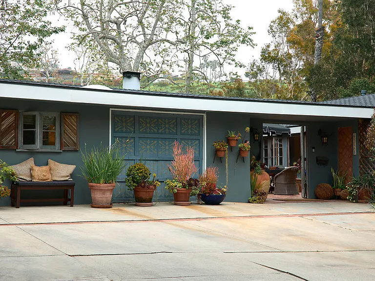 6328 Frondosa Dr — Photo 4
