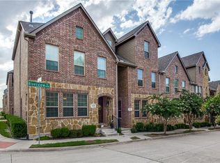 4424 Riverview Dr, Carrollton, TX 75010