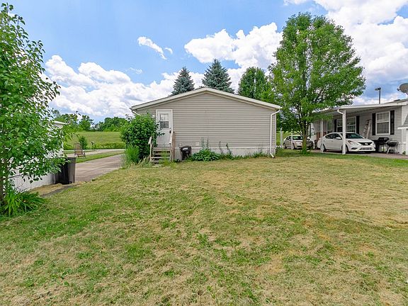 3rd image of 30 Lodgewood Dr