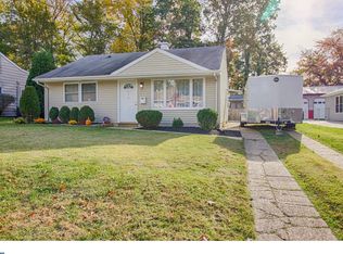 212 Rudderow Ave, Maple Shade, NJ 08052