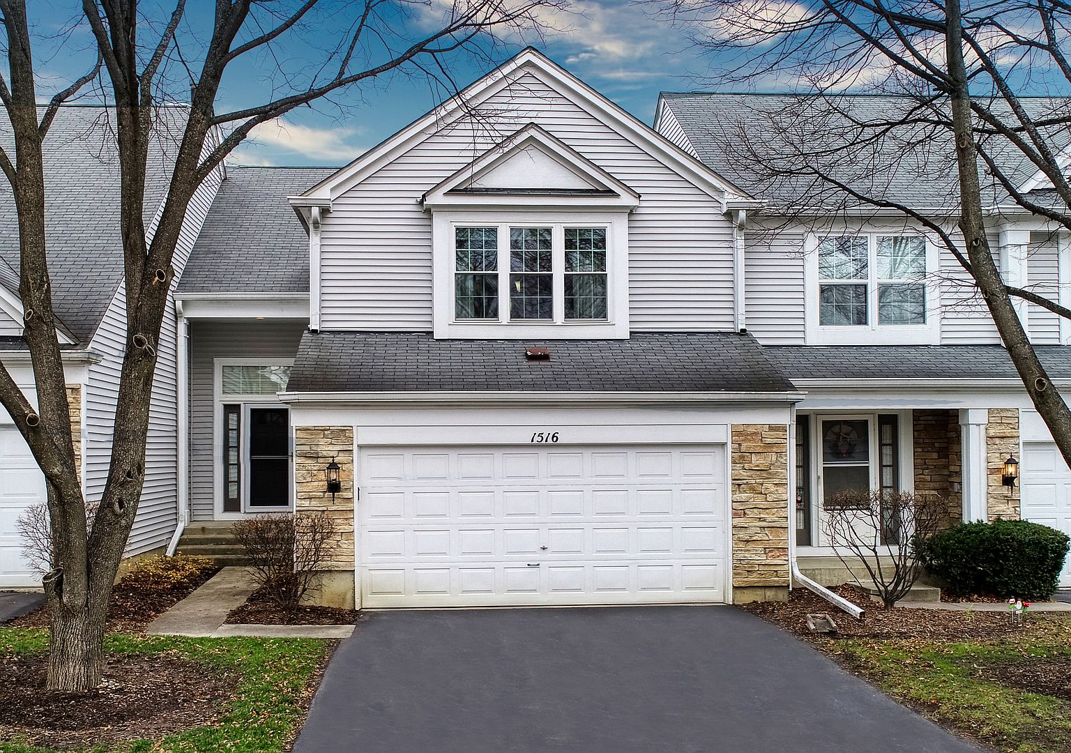 1516 Diamond Dr, Hoffman Estates, IL 60192 Zillow