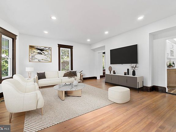 5th image of 71 Carlton Ave