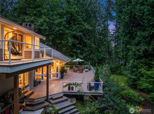 4560 ISLAND Avenue, Bainbridge Island, WA 98110