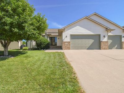 7616 W Loganberry St, Sioux Falls, SD, 57106