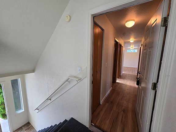 4th image of 810 N Siony Ln Unit A-d