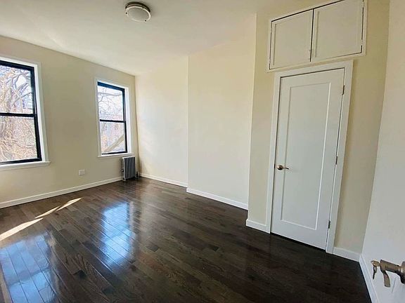 5th image of 1244 Putnam Ave APT 2