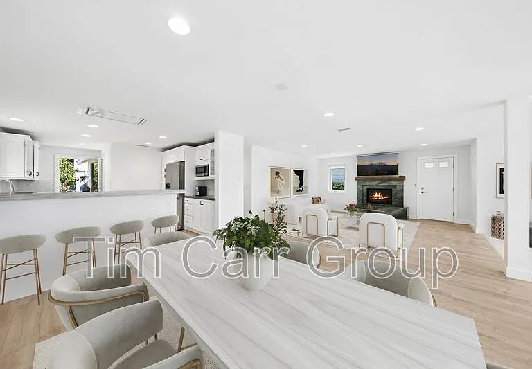 112 S Bayfront — Photo 16