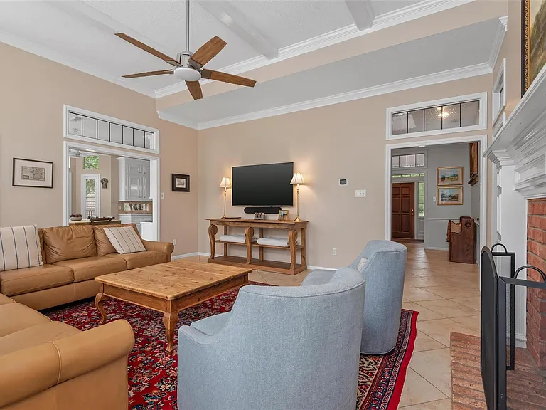 1811 Wild Plum Ct — Photo 11