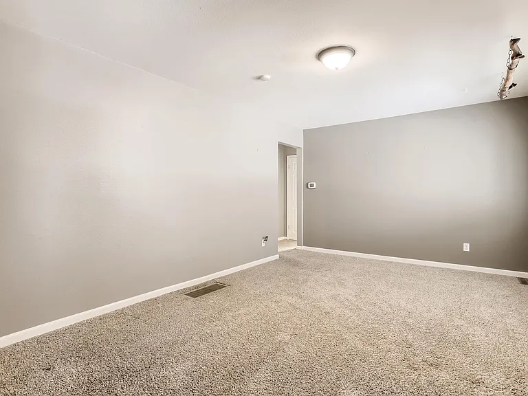 1090 Emporia St — Photo 9