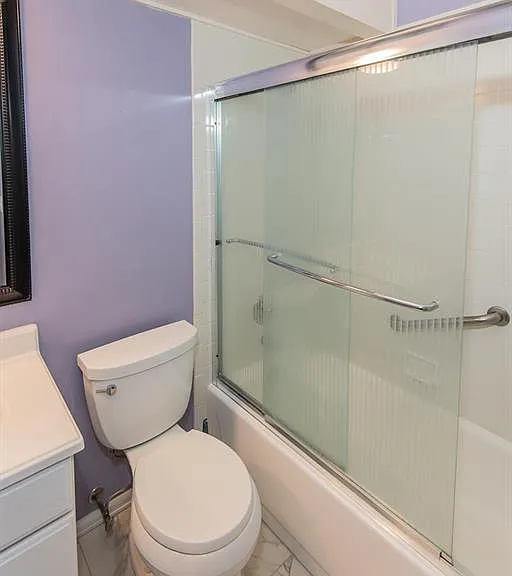 4 Barrington Dr — Photo 21