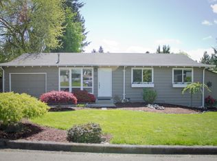 7725 NE 143rd St, Kirkland, WA 98034