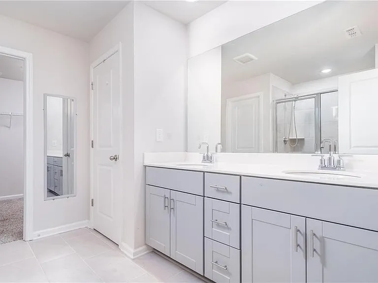 1030 Sunny Lake Dr — Photo 16