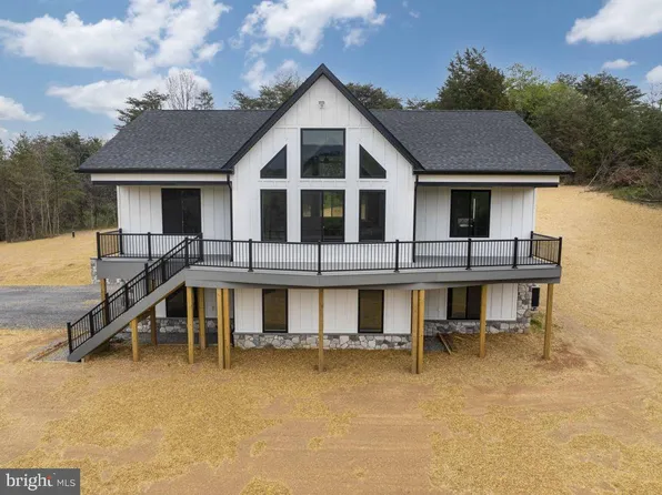 66 Cedar Crossing Ln, Strasburg, VA 22657