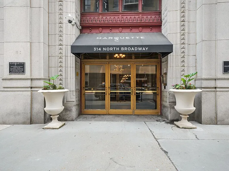314 N Broadway Ave #806 — Photo 9