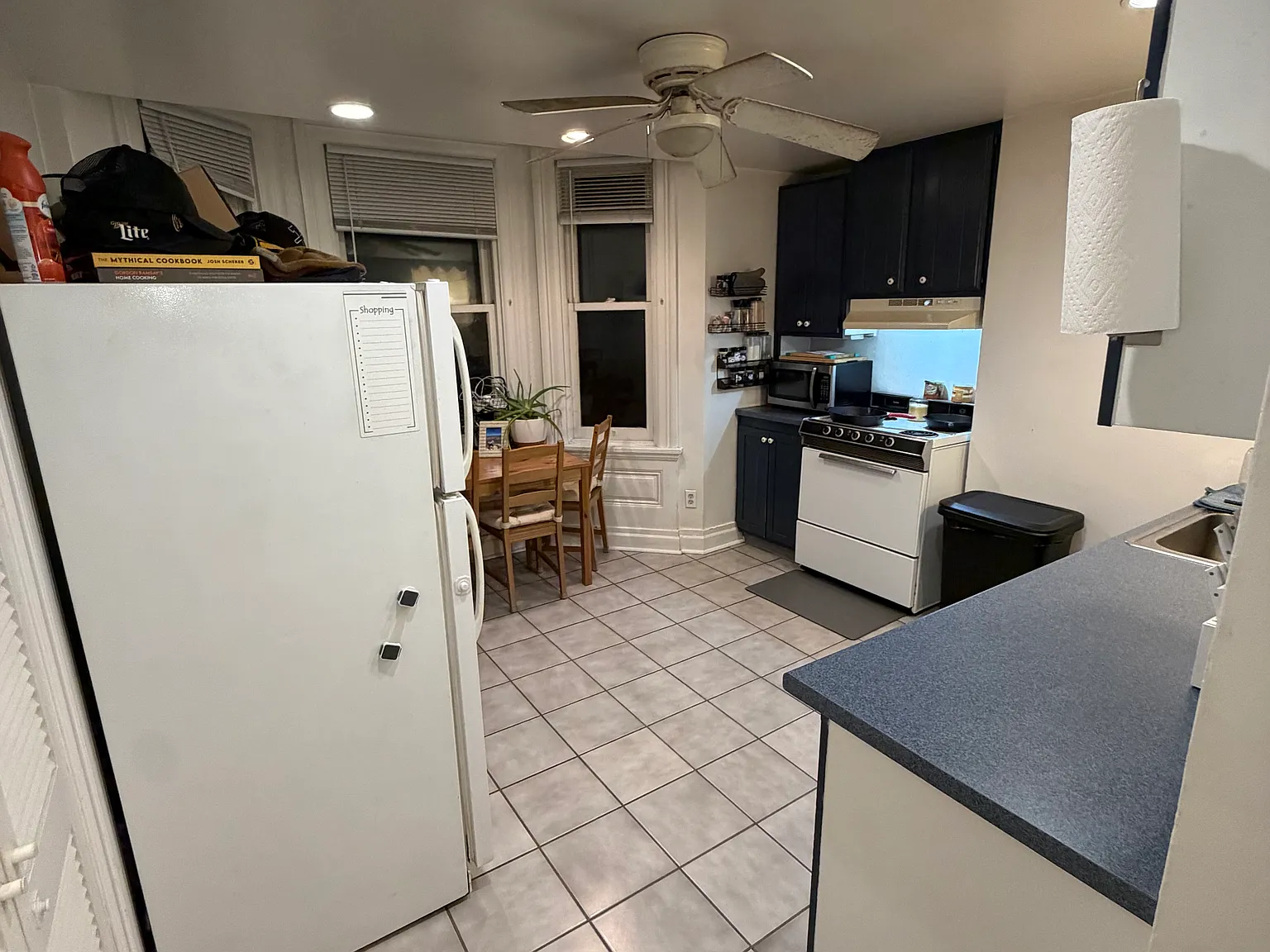 2 bed, $1,050 — Photo 3