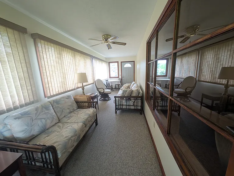 225 E Mennonite Rd — Photo 8