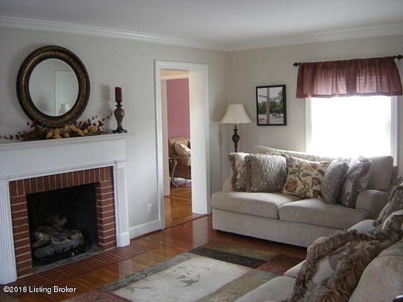 3rd image of 2514 Brighton Dr
