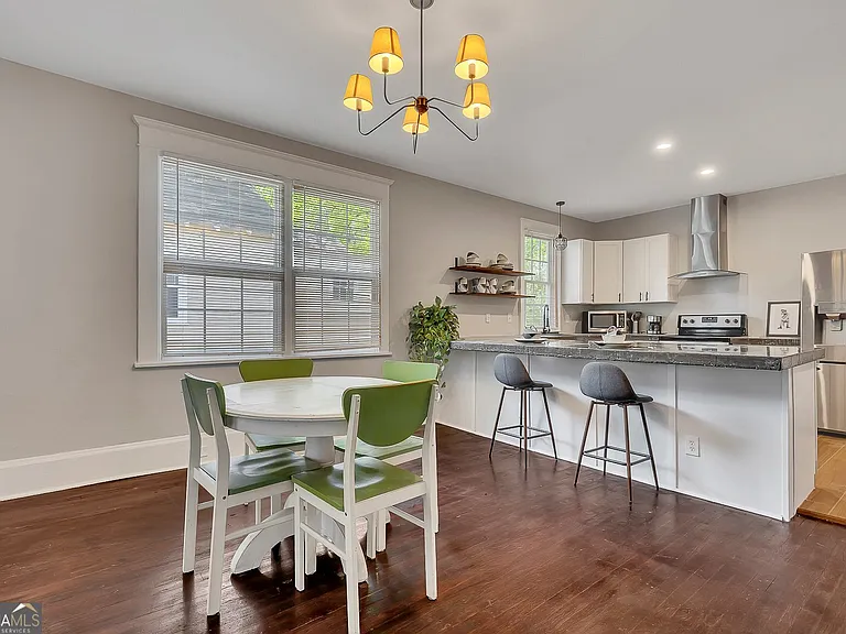 1157 Indale Pl SW — Photo 12