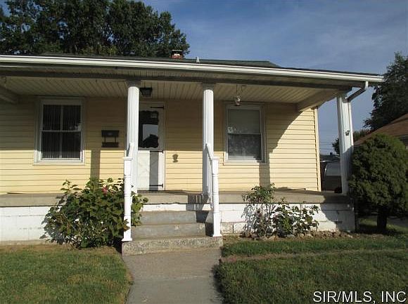 1st image of 3026 Myrtle Ave
