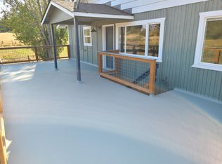 1190 Arrowhead Rd, Camano Island, WA 98282