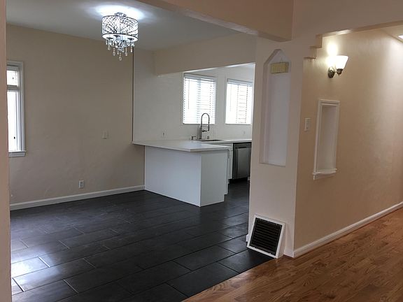 4th image of 408 Quintara St