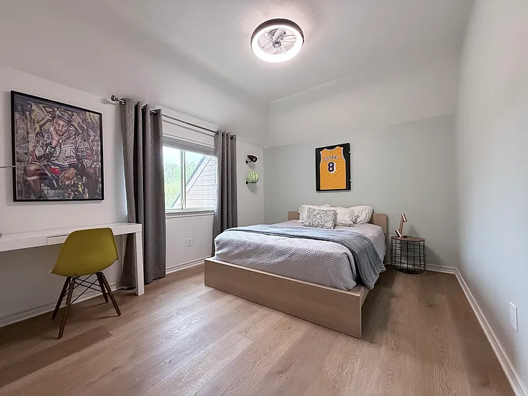 Upstairs Bedroom 3