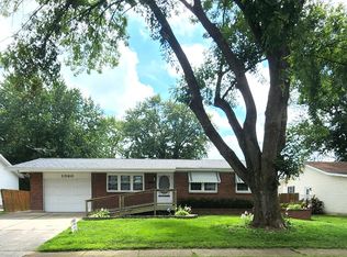 1060 Lees Ln, Florissant, MO