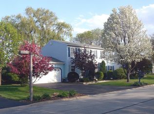 6417 New Albany Rd, Lisle, IL 60532