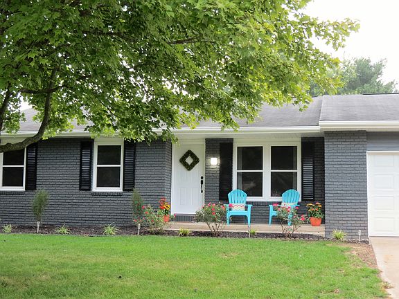 2nd image of 56720 Diamond Dr