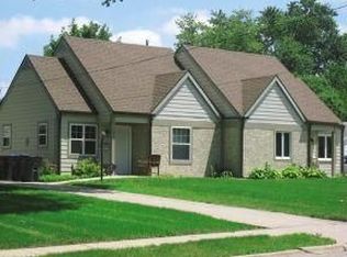 6211 SW 14th St, Des Moines, IA 50315