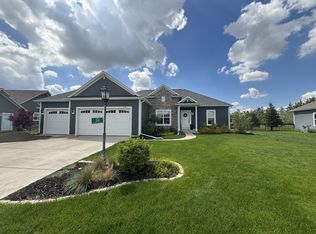 3141 Mineral Springs Blvd, Summit, WI 53066