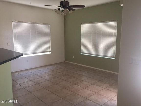 4th image of 44255 W Juniper Ave