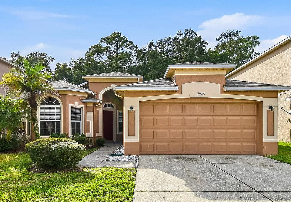 4926 Walnut Ridge Dr