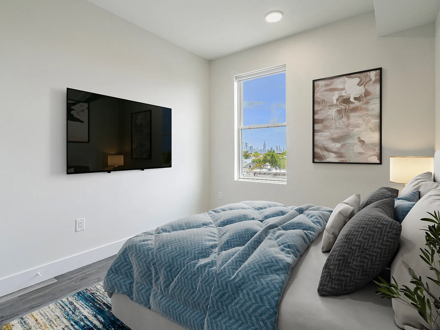 80 Romaine Ave — Photo 3