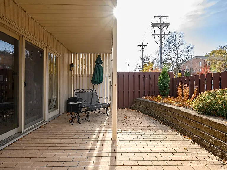 410 6th Ave SW #C — Photo 25