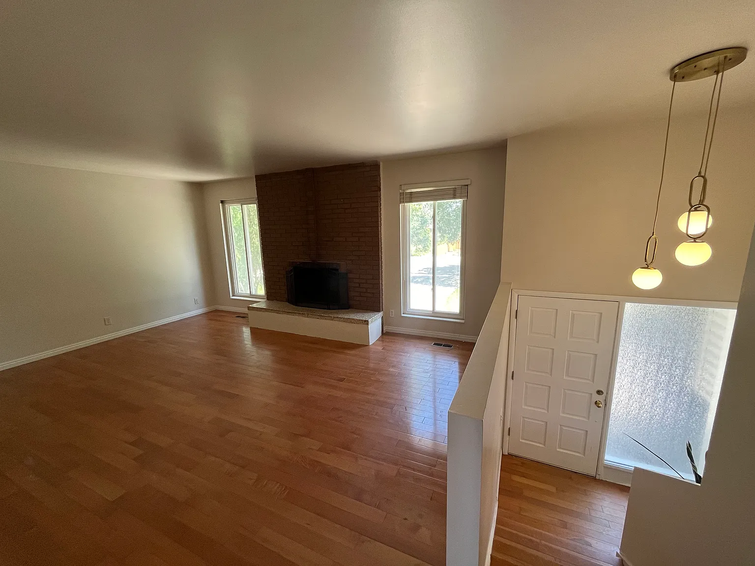 3 bed, 1250 sqft, $2,650 — Photo 3