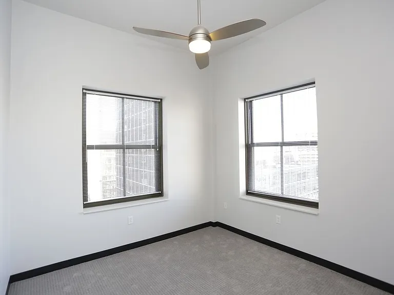 Fairfax Lofts — Photo 15