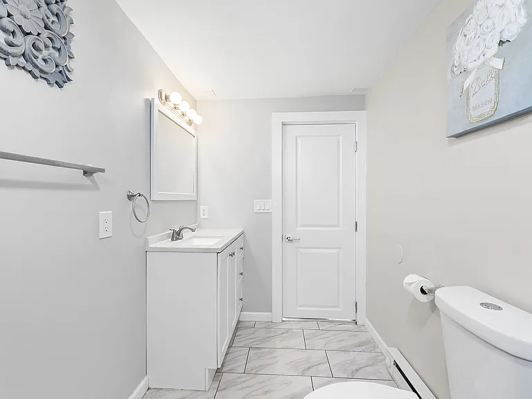 213 Philadelphia Ave #B — Photo 8