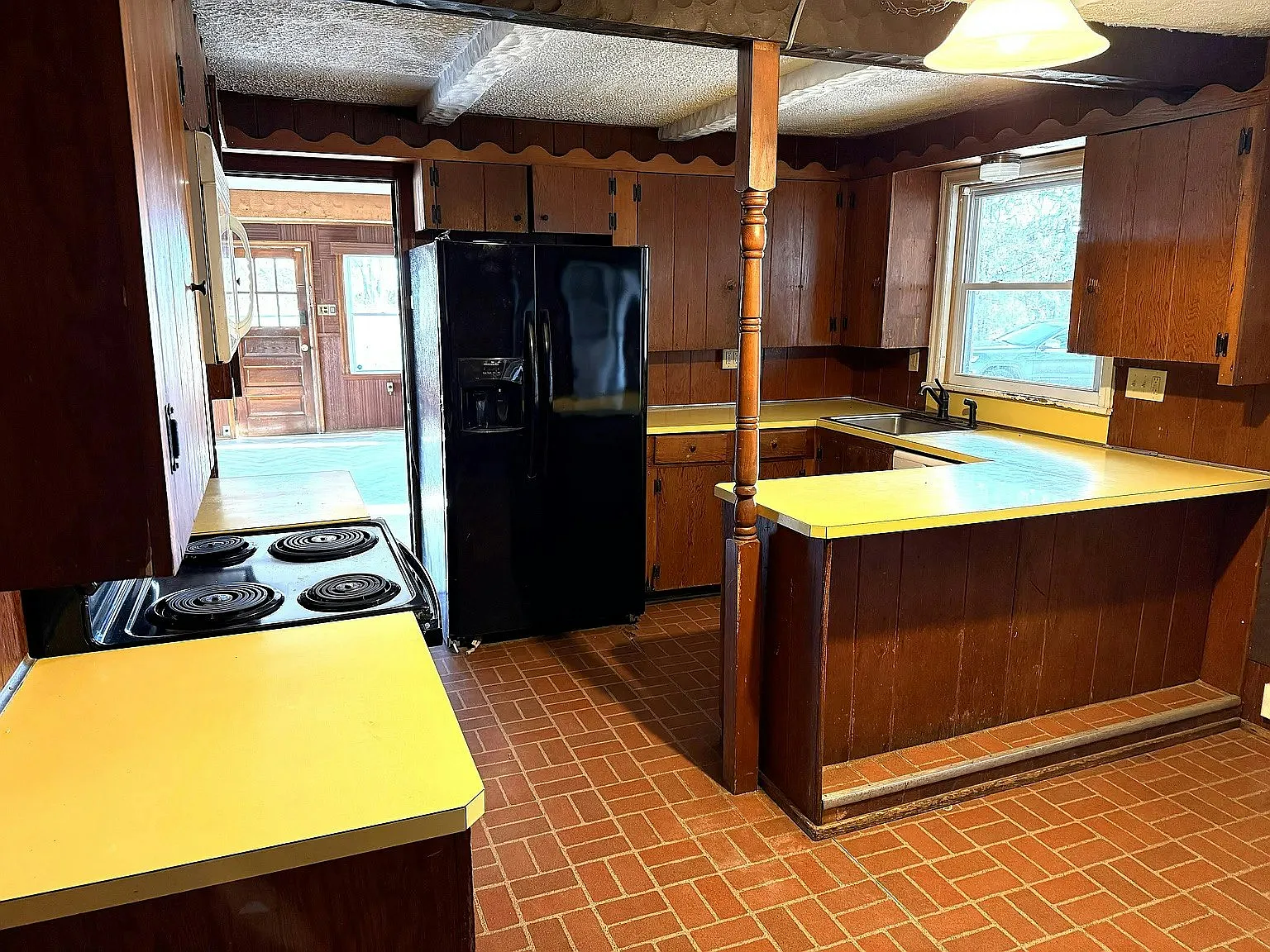 109 High Mountain Road — Photo 2