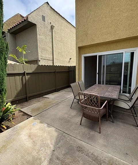 2558 Orange Ave #B2 — Photo 24