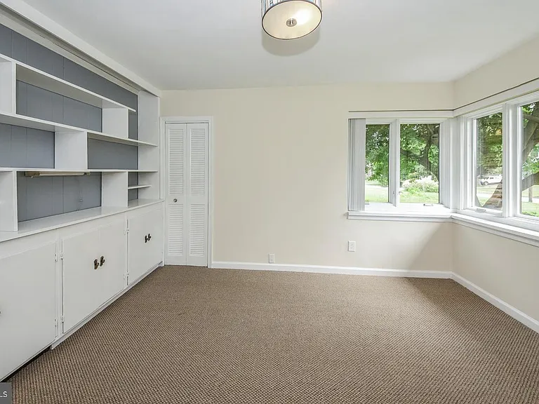 8104 Heacock Ln — Photo 12