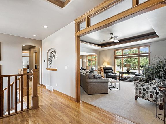 4th image of 4306 Thorn Hill Trl