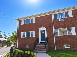 101-1 N Beverwyck Rd, Lake Hiawatha, NJ 07034