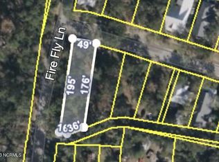 417 Fire Fly Ln, Southport, NC 28461